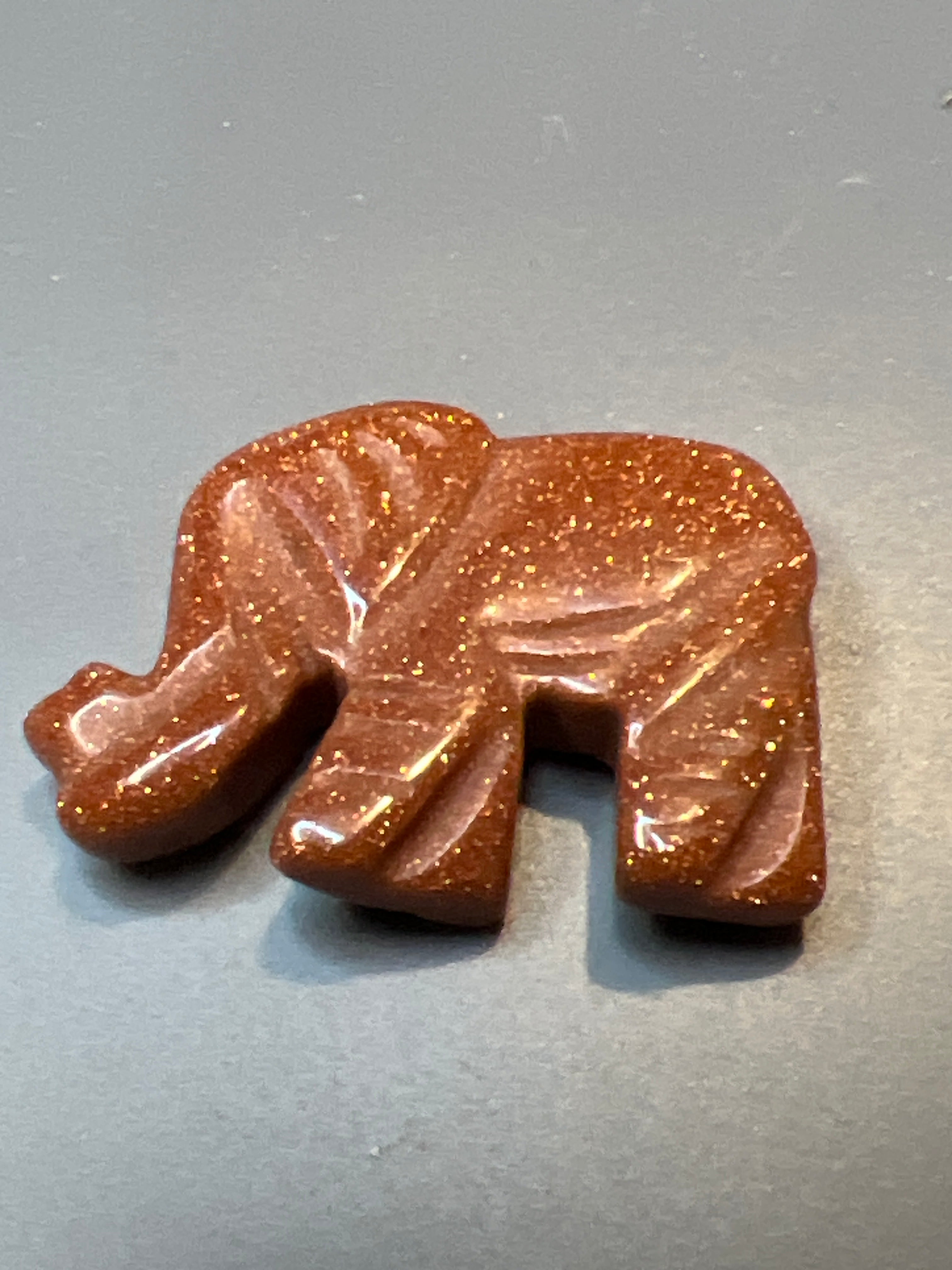 Shiny tiny elephant A